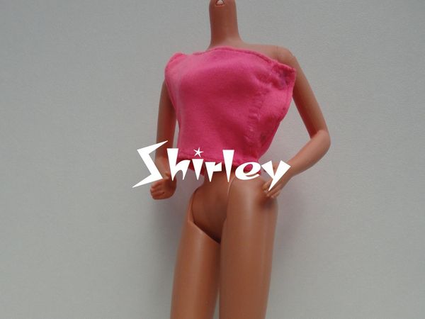 VÊTEMENTS BARBIE 1985
