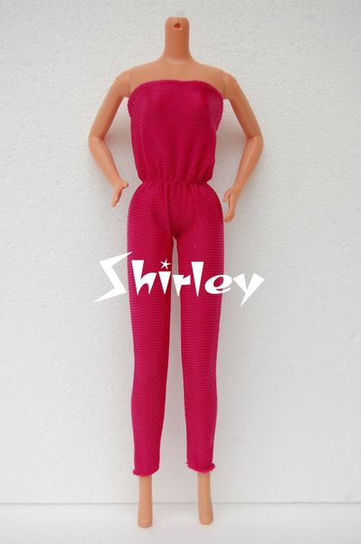 VÊTEMENTS BARBIE 1981