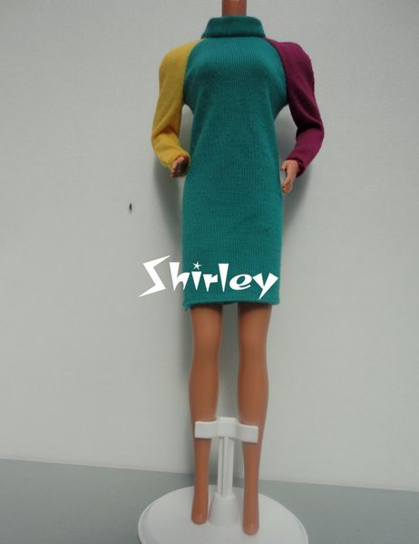 VÊTEMENTS BARBIE 1984