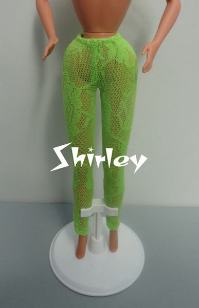 VÊTEMENTS BARBIE 1985