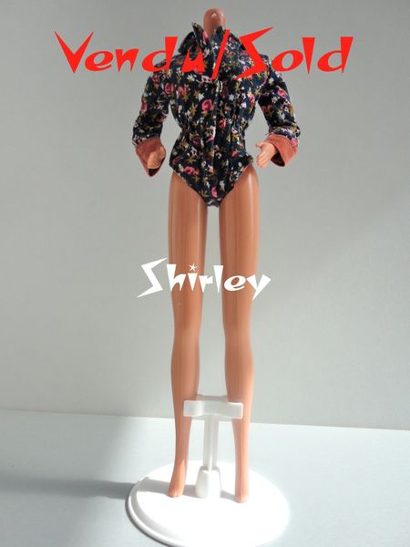 VÊTEMENTS BARBIE 1981