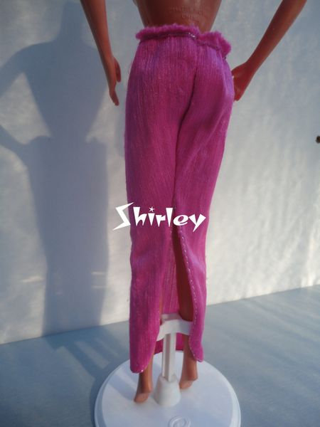 VÊTEMENTS BARBIE 1980