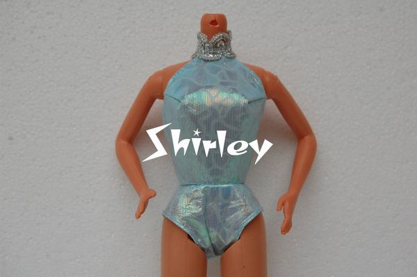 VÊTEMENTS BARBIE 1985