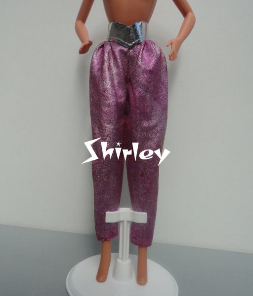 VÊTEMENTS BARBIE 1985