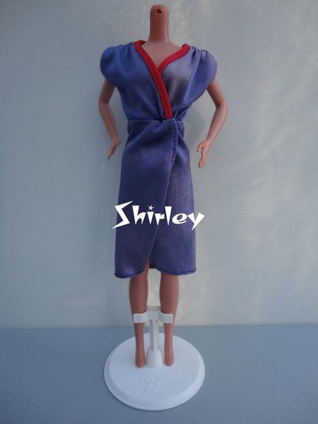 VÊTEMENTS BARBIE 1985