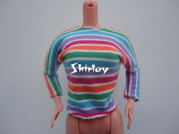 VÊTEMENTS BARBIE 1985