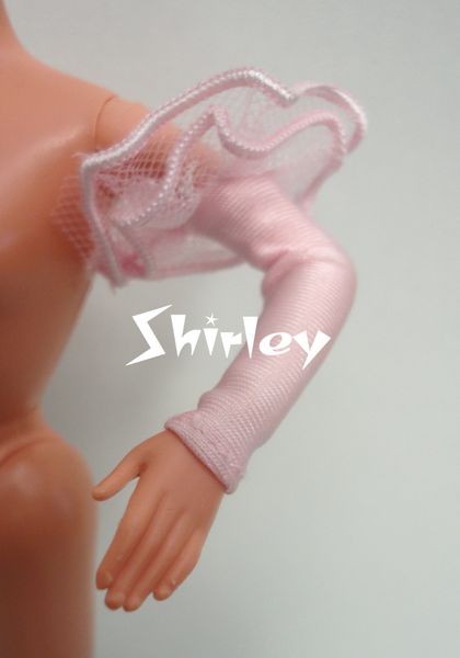 VÊTEMENTS BARBIE 1987
