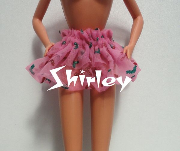 VÊTEMENTS BARBIE 1988