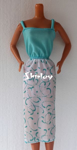 VÊTEMENTS BARBIE 1988
