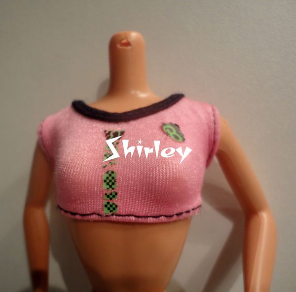 VÊTEMENTS BARBIE 1989