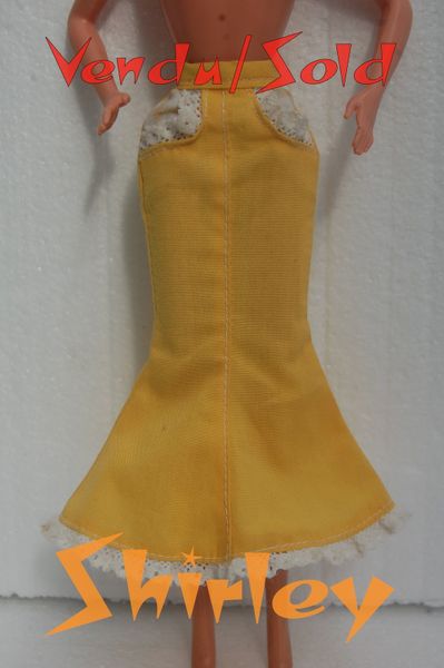VÊTEMENTS BARBIE 1995