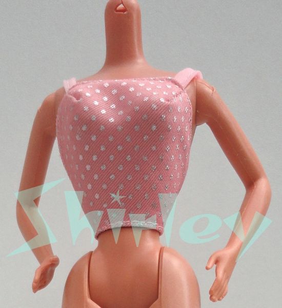 VÊTEMENTS BARBIE 1981