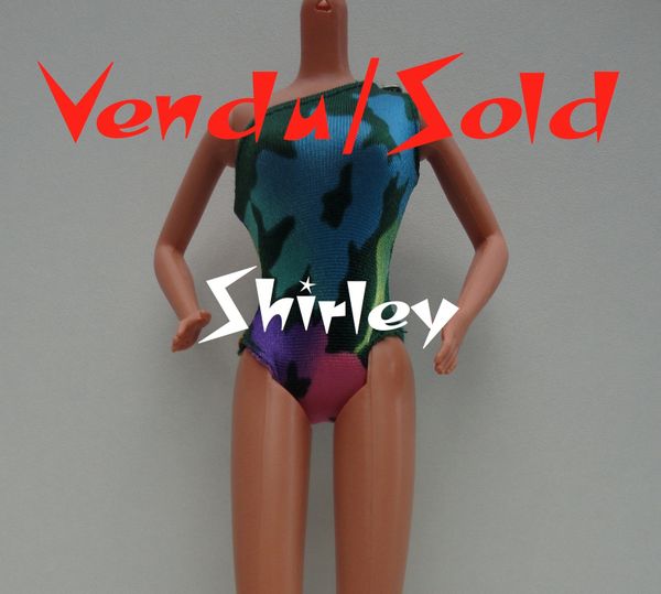 VÊTEMENTS BARBIE 1985