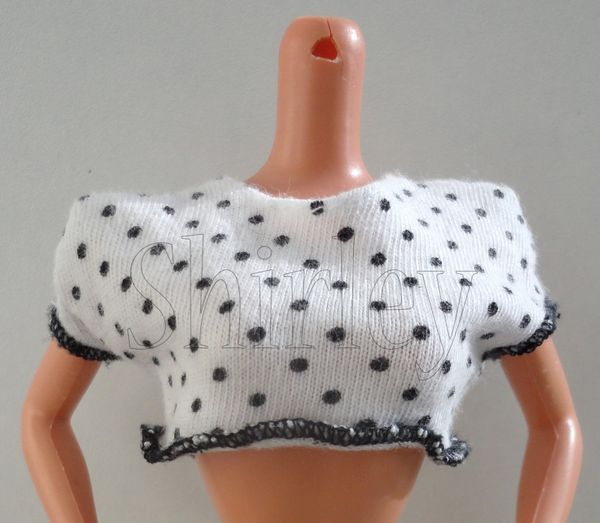 VÊTEMENTS BARBIE 1991