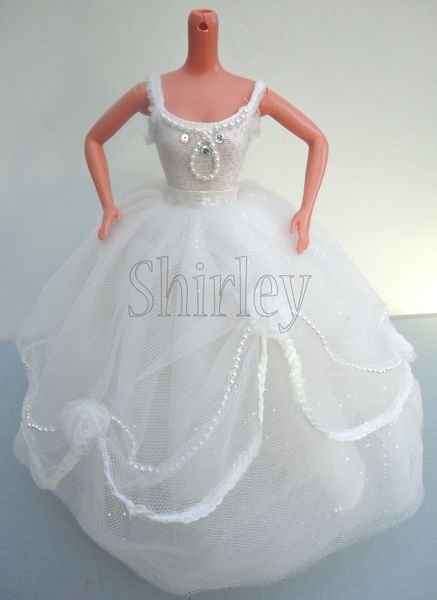 VÊTEMENTS BARBIE 1991