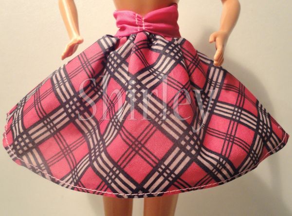 VÊTEMENTS BARBIE 1991
