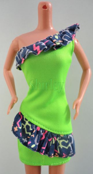 VÊTEMENTS BARBIE 1991