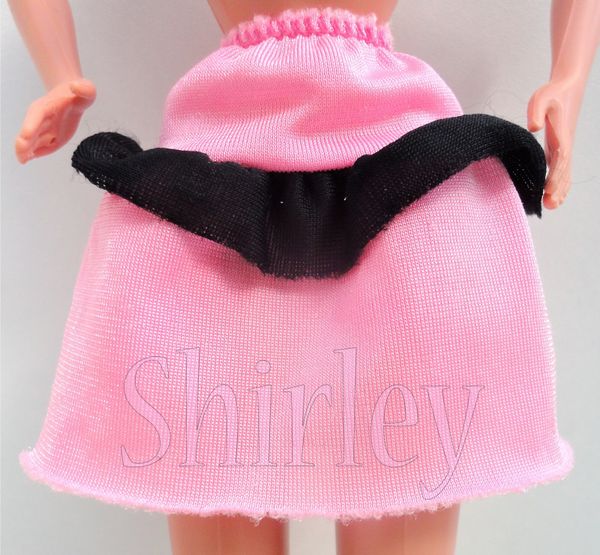 VÊTEMENTS BARBIE 1991