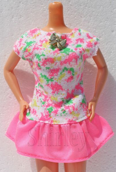VÊTEMENTS BARBIE 1991