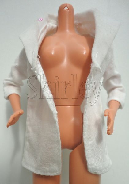 VÊTEMENTS BARBIE 1993