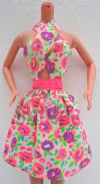 VÊTEMENTS BARBIE 1993
