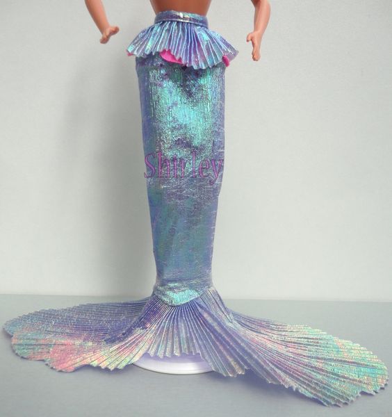 VÊTEMENTS BARBIE 1993