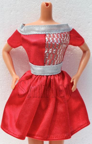 VÊTEMENTS BARBIE 1992
