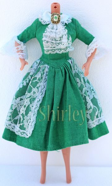 VÊTEMENTS BARBIE 1994