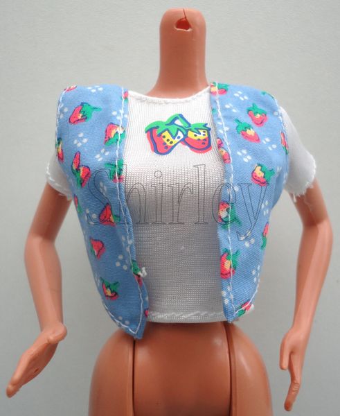 VÊTEMENTS BARBIE 1995
