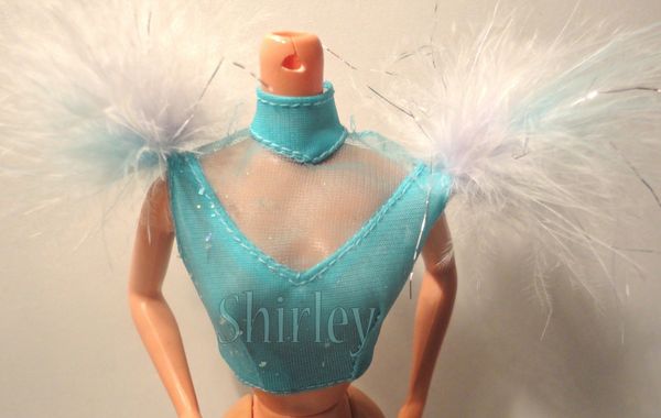 VÊTEMENTS BARBIE 1997