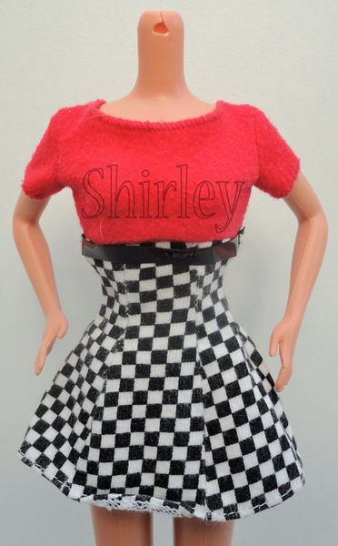 VÊTEMENTS BARBIE 1997