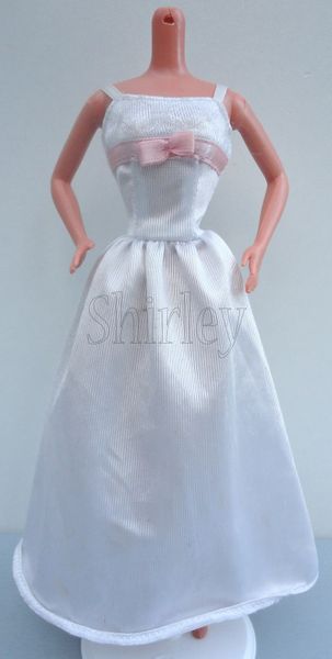 VÊTEMENTS BARBIE 1998