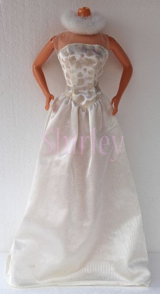 VÊTEMENTS BARBIE 1998