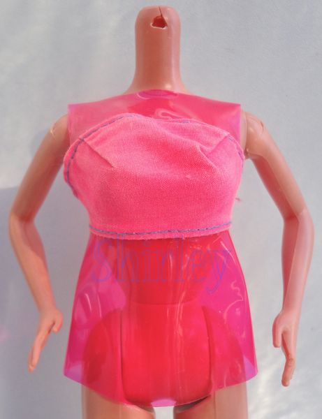 VÊTEMENTS BARBIE 1999