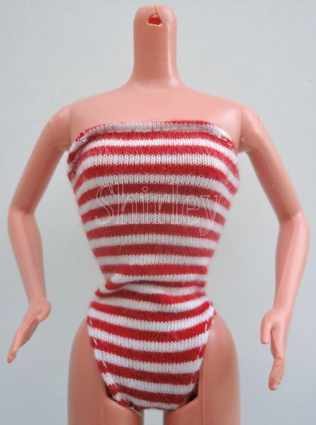 VÊTEMENTS BARBIE 1999