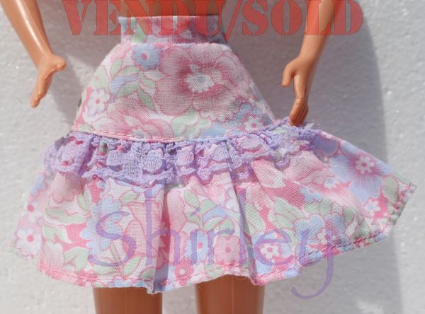 VÊTEMENTS BARBIE 1990