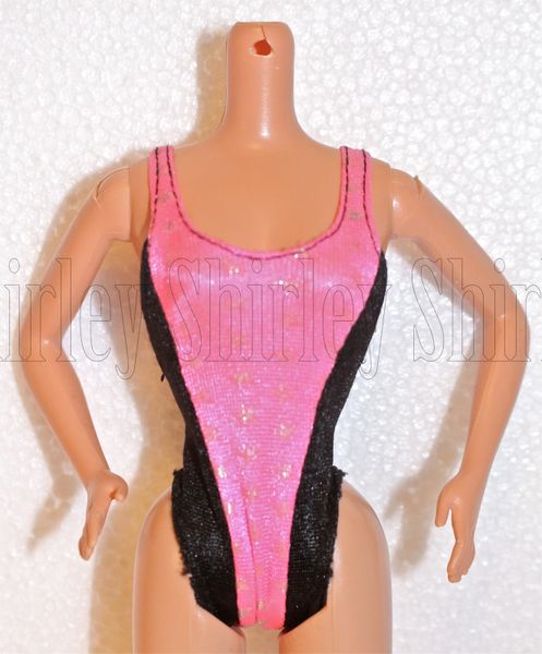 VÊTEMENTS BARBIE 1988