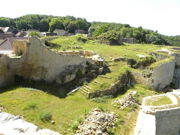 2014 une nouvelle année s'ouvre sous le château de Carlux