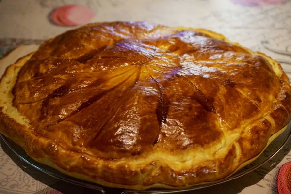 GALETTE DES ROIS À LA FRANGIPANE