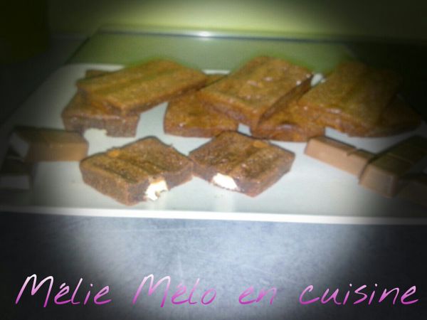 financiers au chocolat noir et aux Kinder