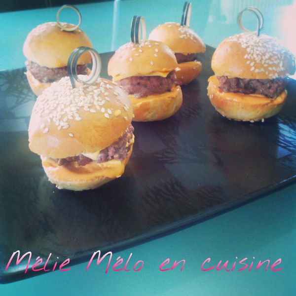 mini hamburger