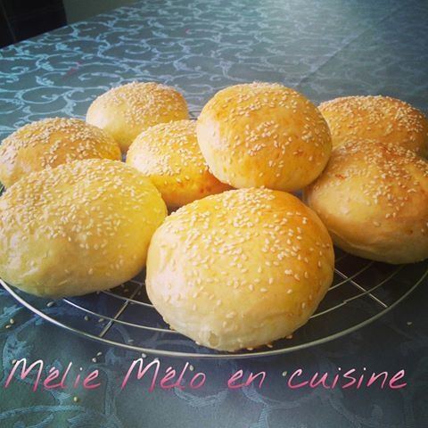 pain à hamburger ( avec ou sans thermomix )