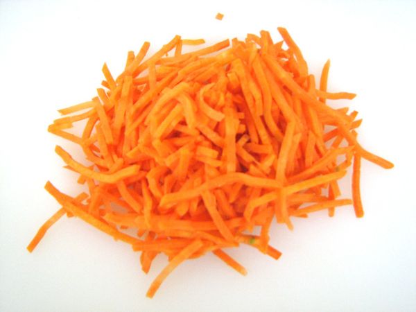 Un maraîcher de Bourges fait pousser des carottes râpées