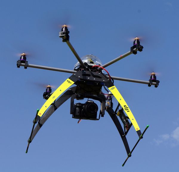 Un drone pour la candidate socialiste Irène Félix