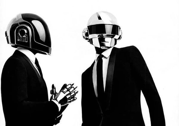 Canal+ commande un documentaire sur les Daft Punk