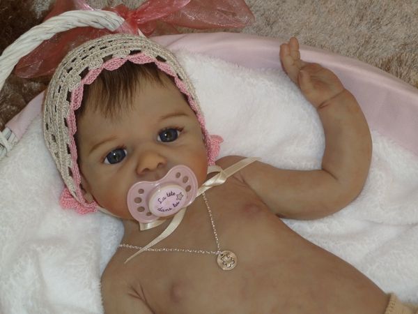 Mathilde full silicone 60 cm 5.200 kg or 24" and 11.45 lbs