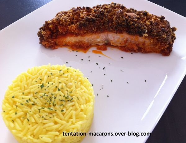 Saumon et son crumble chorizo-parmesan