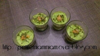 Verrine avocat/crevette de Miam Miam