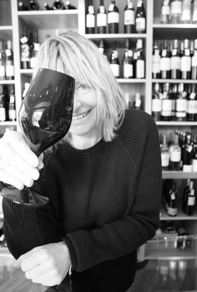 Et si Bacchus était ... Élodie Cadiou, folle à cause de Châteauneuf-du-Pape...