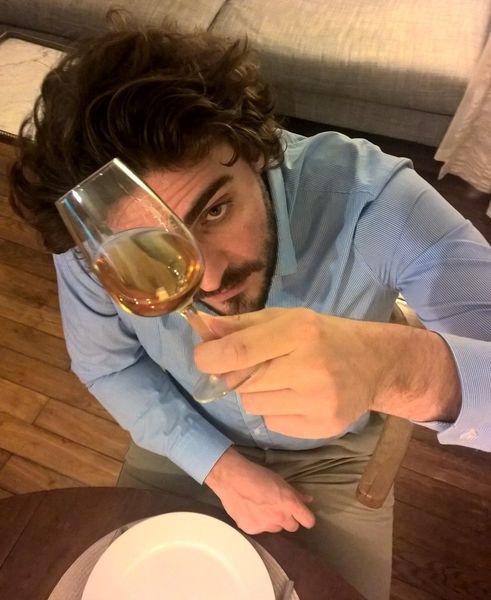 Julien Plaud, fou à cause d'un meursault, se souvient d'un vinotrip chez Samuel's Gorge...